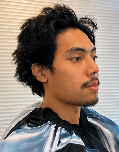 Look 01, before Brozkey keratin. Side profile comparison.